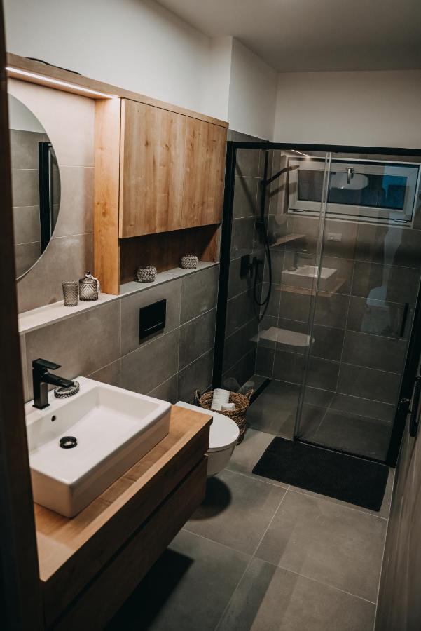 Apartman Usti フラニツェ エクステリア 写真
